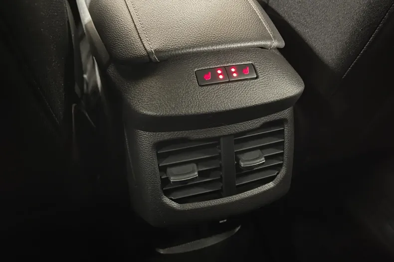 Ford Mondeo din 2021 cu 43.951 km - oferta FOR195217 - foto 22