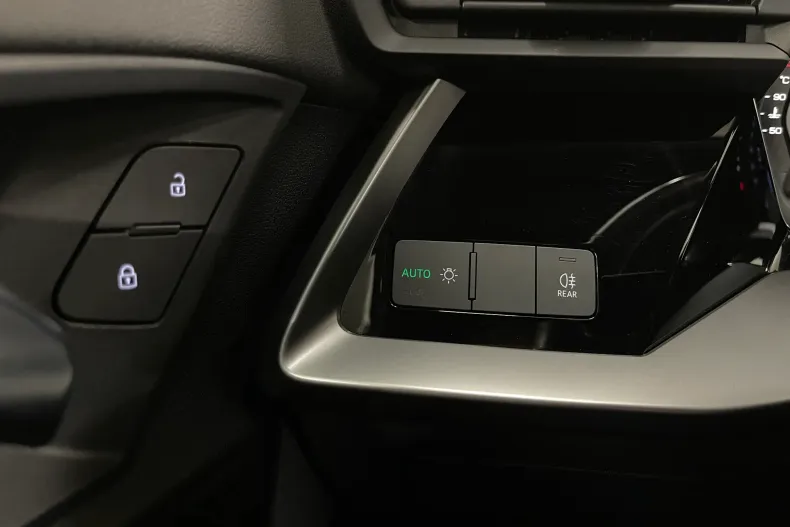 Audi A3 din 2022 cu 53.123 km - oferta AUD195218 - foto 21