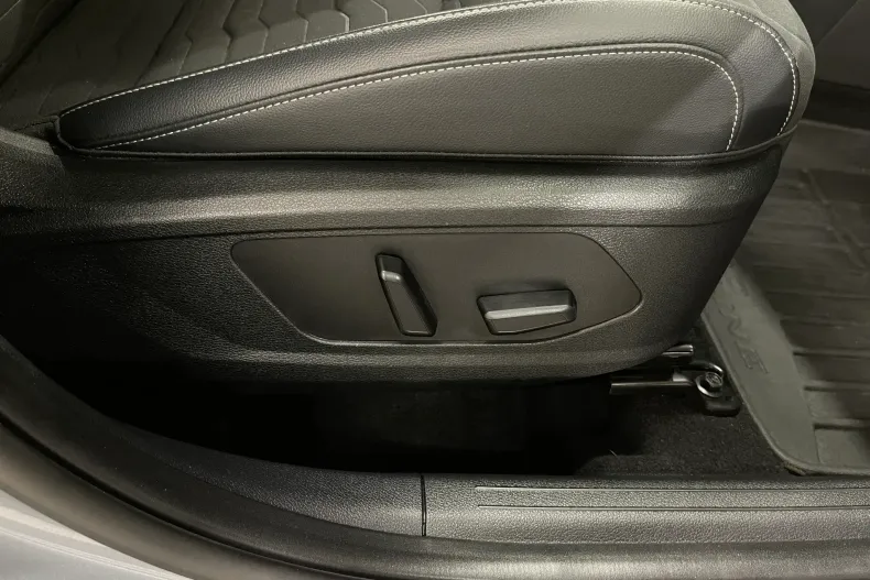 Kia Sportage din 2022 cu 74.167 km - oferta KIA195219 - foto 25