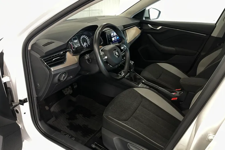 Skoda Scala din 2022 cu 102.679 km - oferta SKO195223 - foto 5