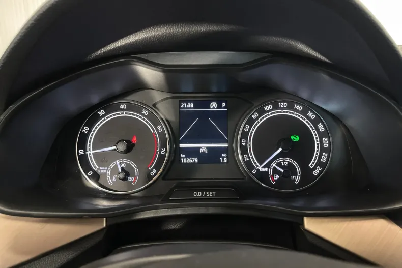 Skoda Scala din 2022 cu 102.679 km - oferta SKO195223 - foto 24