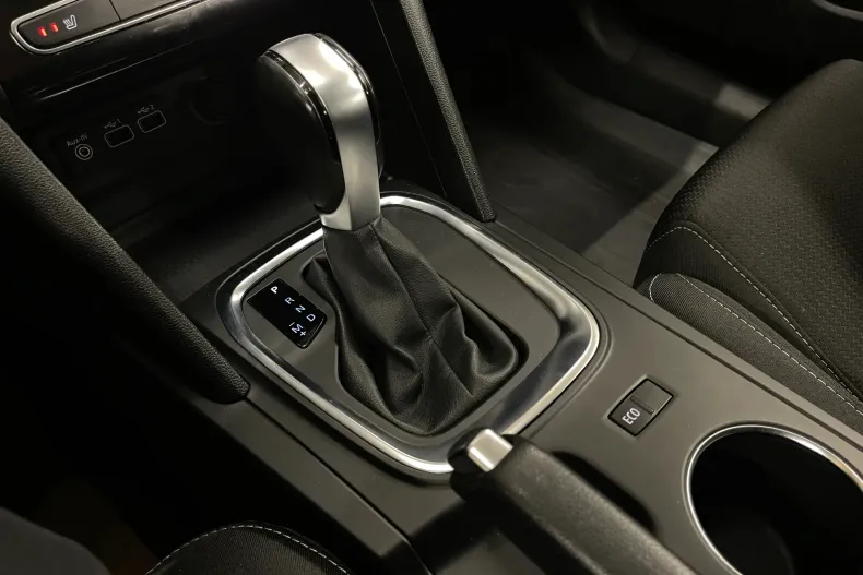 Renault Megane din 2021 cu 79.145 km - oferta REN195228 - foto 23