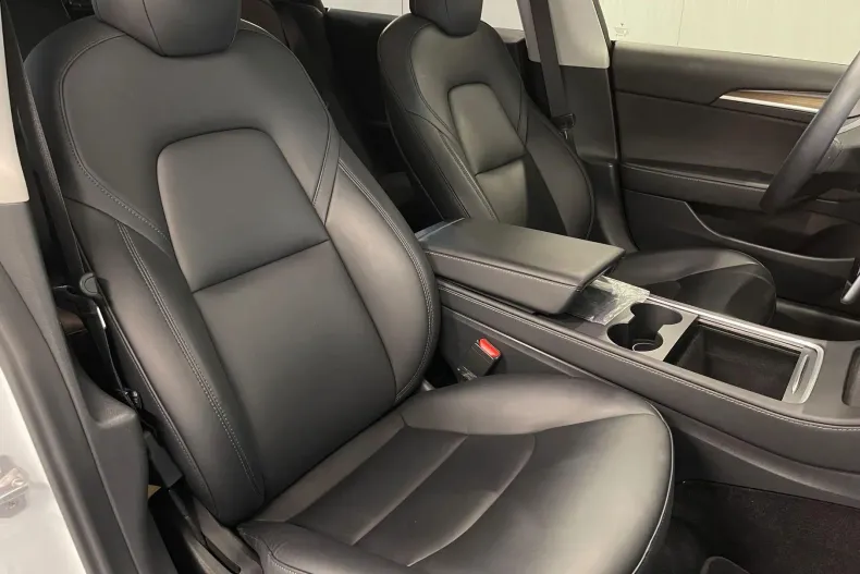 Tesla Model 3 din 2021 cu 45.293 km - oferta TES195229 - foto 10