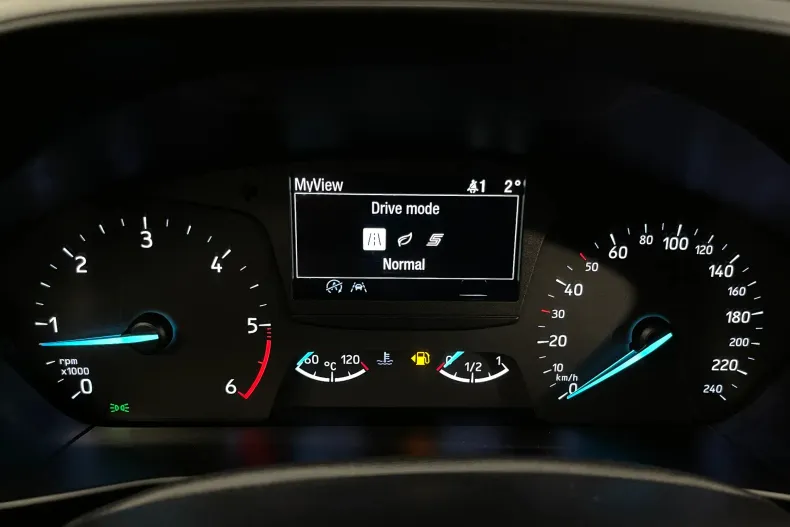 Ford Focus din 2021 cu 108.935 km - oferta FOR195230 - foto 16