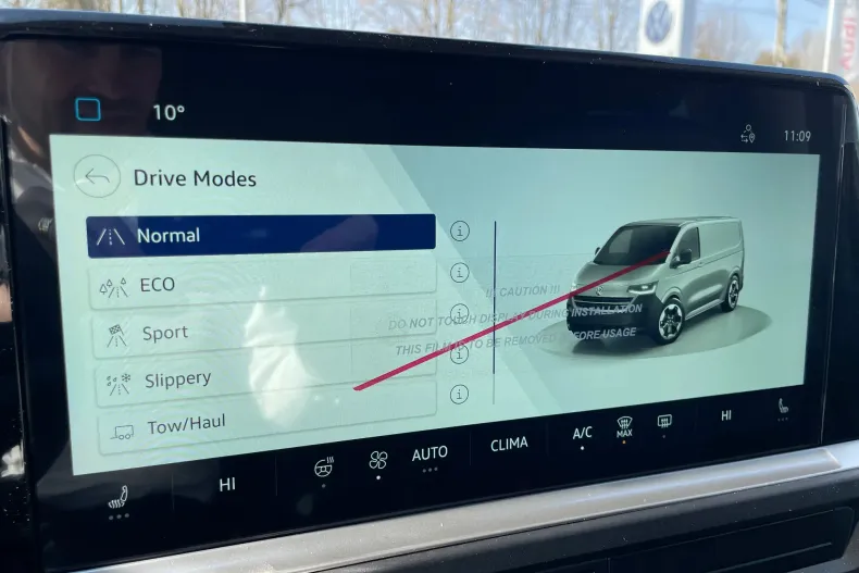 Volkswagen Caravelle din 2025 cu 1 km - oferta VOL195237 - foto 24