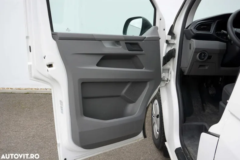 Volkswagen Transporter din 2024 cu 81.574 km - oferta VOL195248 - foto 23