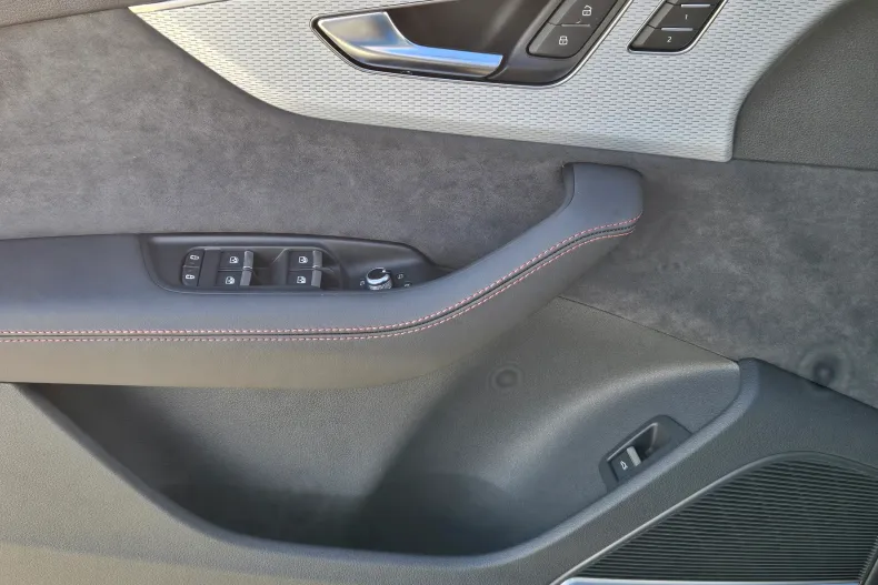 Audi Q7 din 2024 cu 10.750 km - oferta AUD195251 - foto 12