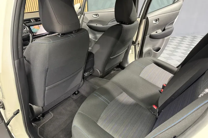 Nissan Leaf din 2022 cu 35.216 km - oferta NIS195253 - foto 19