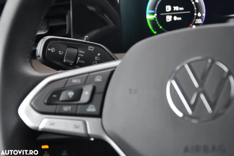 Volkswagen Tayron din 2025 cu 8.200 km - oferta VOL195260 - foto 18