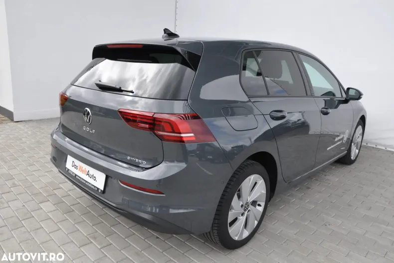 Volkswagen Golf din 2025 cu 6.000 km - oferta VOL195262 - foto 5