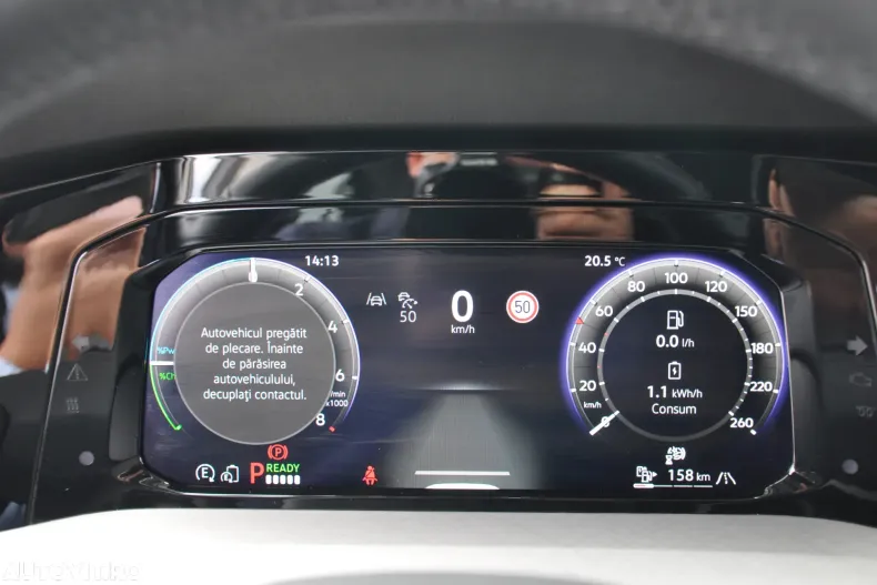 Volkswagen Golf din 2025 cu 6.000 km - oferta VOL195262 - foto 15