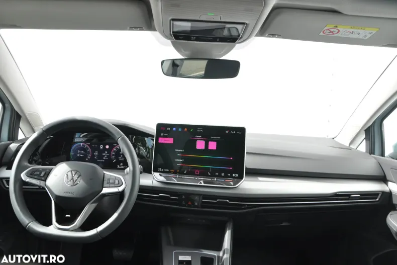 Volkswagen Golf din 2025 cu 4.000 km - oferta VOL195263 - foto 14