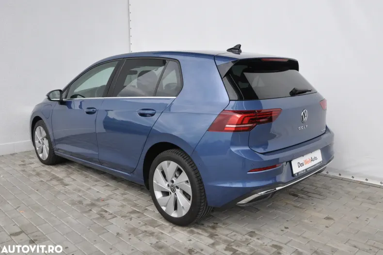 Volkswagen Golf din 2025 cu 800 km - oferta VOL195266 - foto 3
