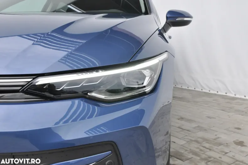 Volkswagen Golf din 2025 cu 800 km - oferta VOL195266 - foto 9