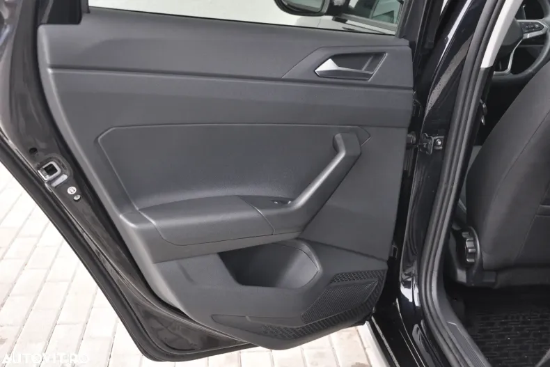 Volkswagen Taigo din 2025 cu 9.600 km - oferta VOL195268 - foto 23