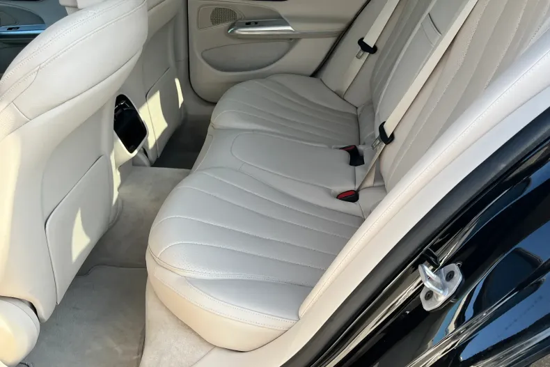 Mercedes-Benz E din 2024 cu 23.149 km - oferta MER195273 - foto 11