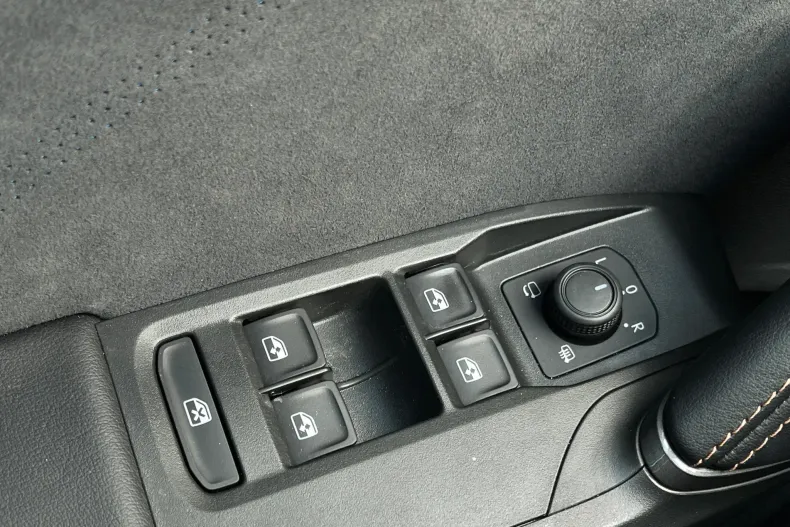 Cupra Formentor din 2025 cu 4.565 km - oferta CUP195276 - foto 19