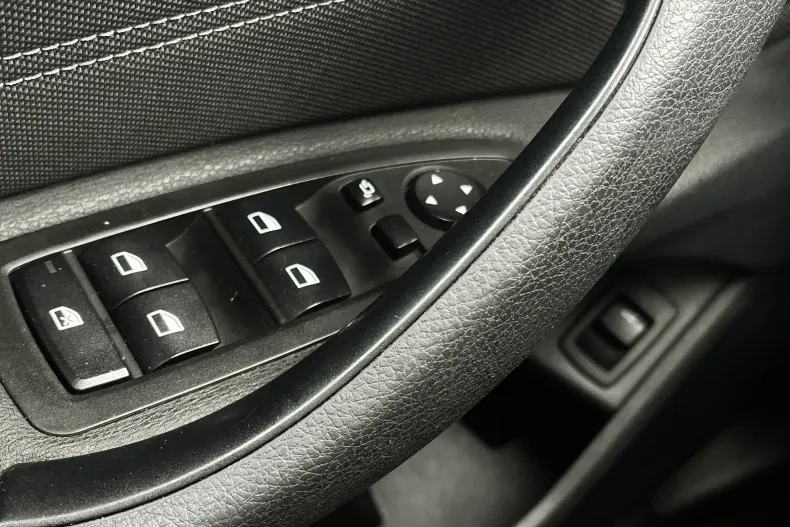 BMW X1 (Seria X) din 2021 cu 114.215 km - oferta BMW195279 - foto 20