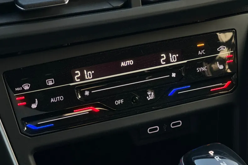 Volkswagen Taigo din 2022 cu 42.476 km - oferta VOL195282 - foto 19