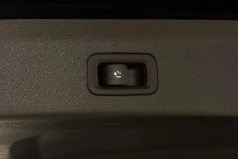 Mercedes-Benz GLS din 2025 cu 6.000 km - oferta MER195295 - foto 29