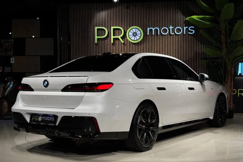 BMW 740d (Seria 7) din 2024 cu 56.000 km - oferta BMW195297 - foto 9