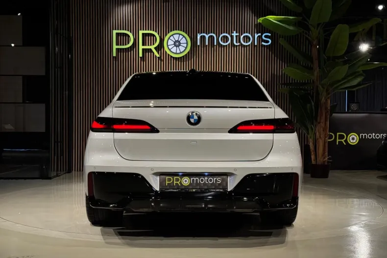 BMW 740d (Seria 7) din 2024 cu 56.000 km - oferta BMW195297 - foto 11