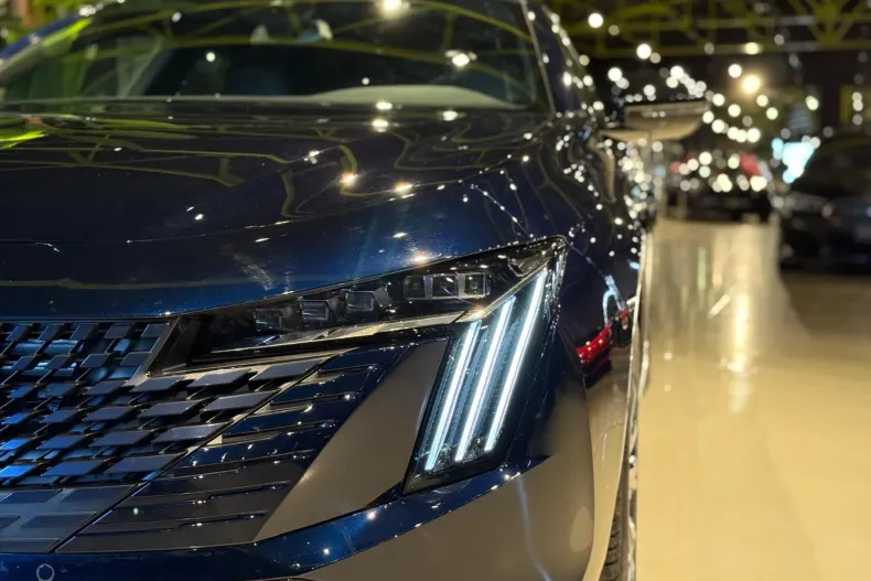 Peugeot 508 din 2025 cu 4.764 km - oferta PEU195300 - foto 13