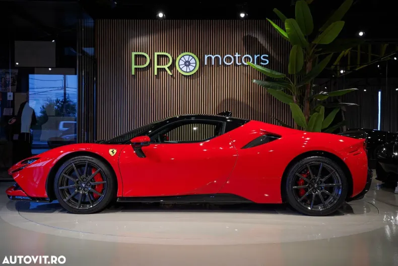 Ferrari SF90 Stradale din 2022 cu 4.849 km - oferta FER195301 - foto 9