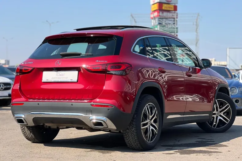 Mercedes-Benz GLA din 2023 cu 19.354 km - oferta MER195303 - foto 6