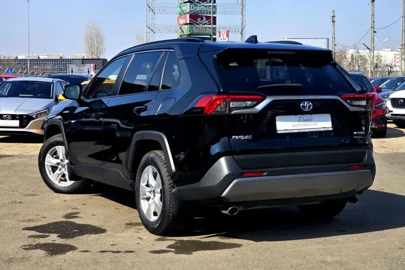 Toyota RAV4 din 2022 cu 67.334 km - oferta TOY195304 - foto 6