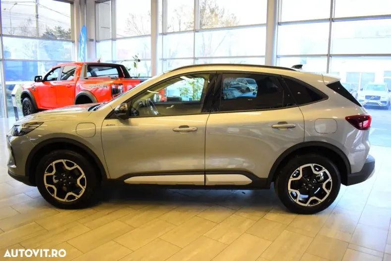 Ford Kuga din 2025 cu 1 km - oferta FOR195307 - foto 14