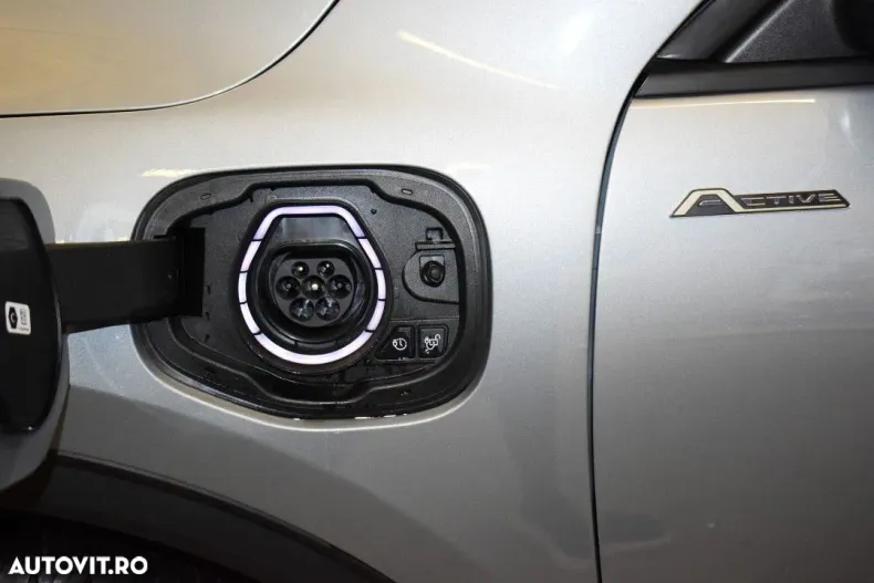 Ford Kuga din 2025 cu 1 km - oferta FOR195307 - foto 25