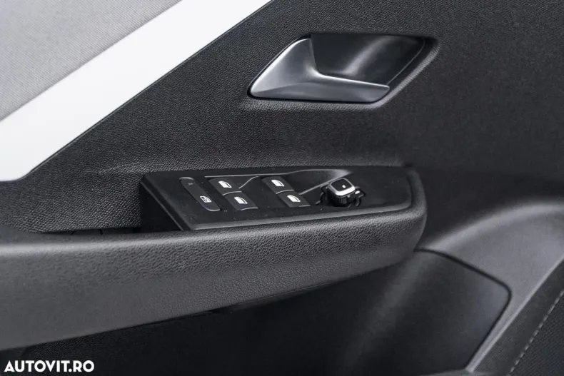 Opel Astra din 2023 cu 58.000 km - oferta OPE195313 - foto 20