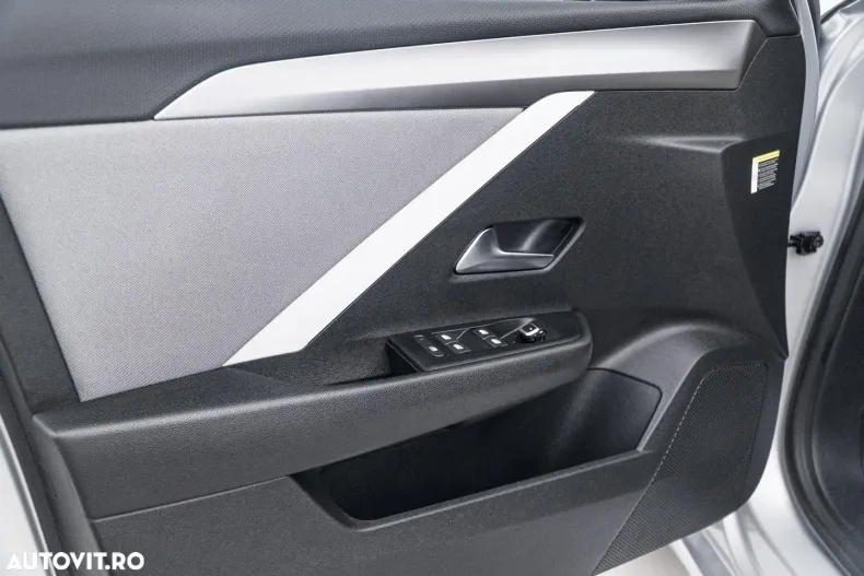 Opel Astra din 2023 cu 58.000 km - oferta OPE195313 - foto 35