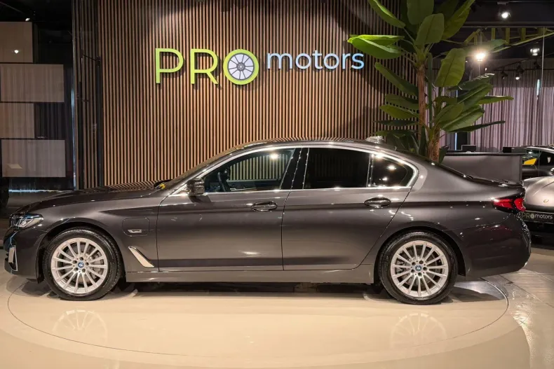 BMW 530e (Seria 5) din 2021 cu 55.000 km - oferta BMW195320 - foto 12