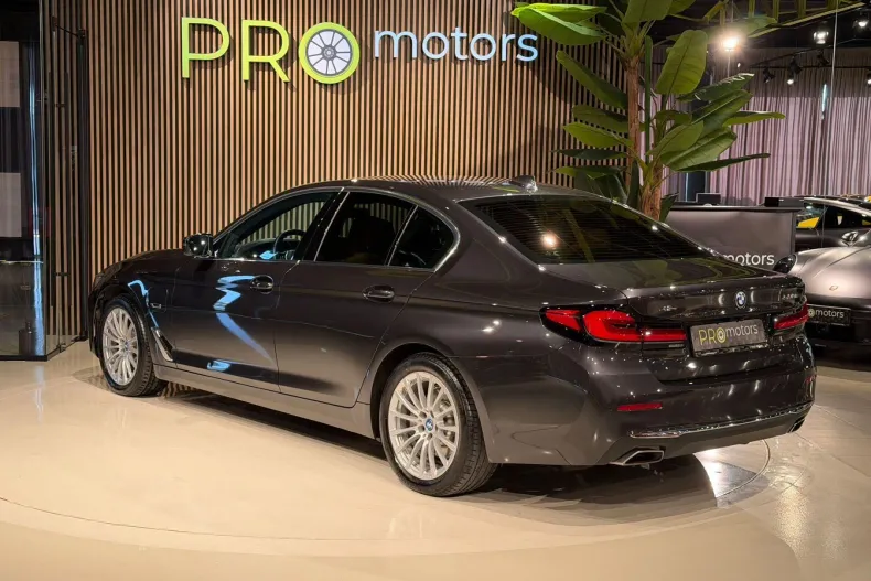 BMW 530e (Seria 5) din 2021 cu 55.000 km - oferta BMW195320 - foto 15