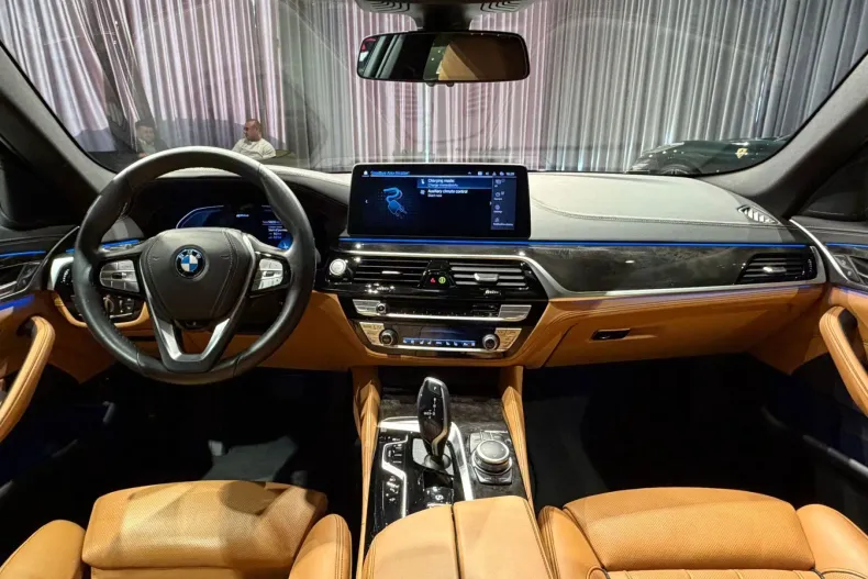 BMW 530e (Seria 5) din 2021 cu 55.000 km - oferta BMW195320 - foto 19