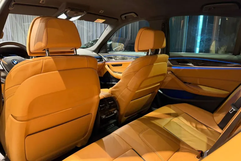 BMW 530e (Seria 5) din 2021 cu 55.000 km - oferta BMW195320 - foto 29