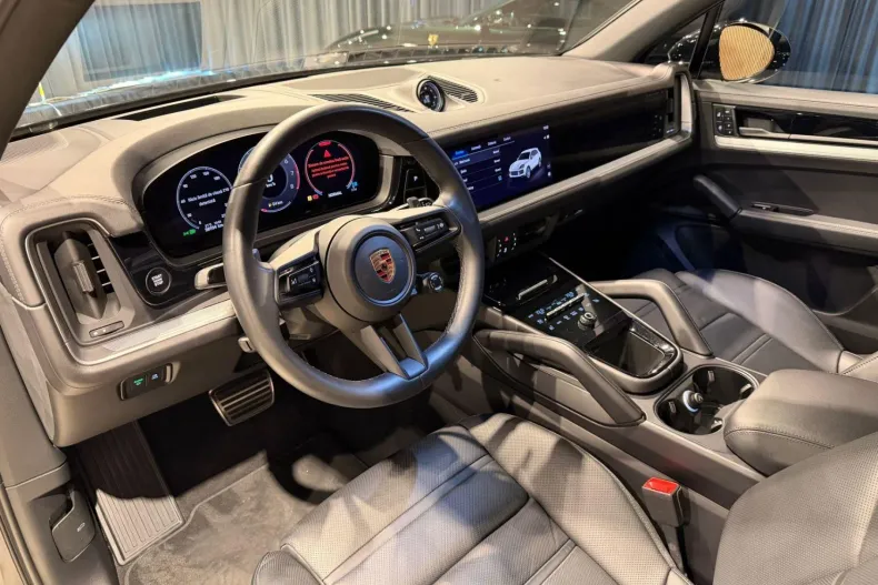 Porsche Cayenne din 2024 cu 39.000 km - oferta POR195323 - foto 18