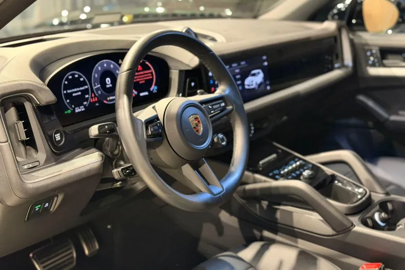 Porsche Cayenne din 2024 cu 39.000 km - oferta POR195323 - foto 19