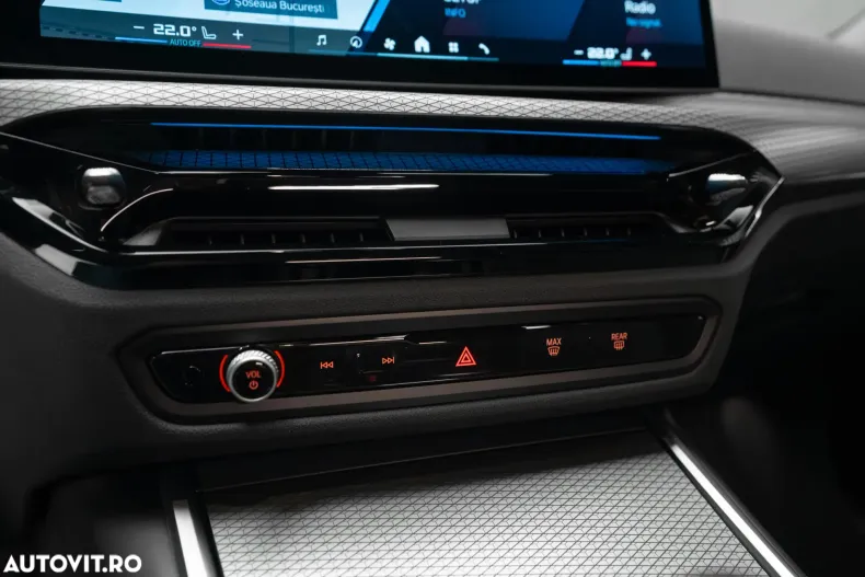 BMW M3 (Seria 3) din 2024 cu 15.060 km - oferta BMW195325 - foto 27