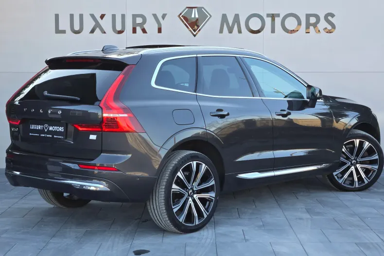 Volvo XC60 din 2021 cu 121.100 km - oferta VOL195330 - foto 5