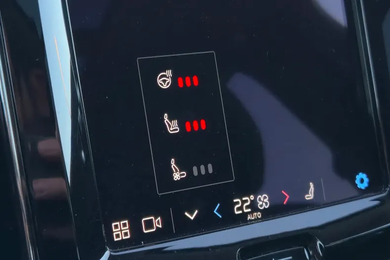 Volvo XC60 din 2021 cu 121.100 km - oferta VOL195330 - foto 11