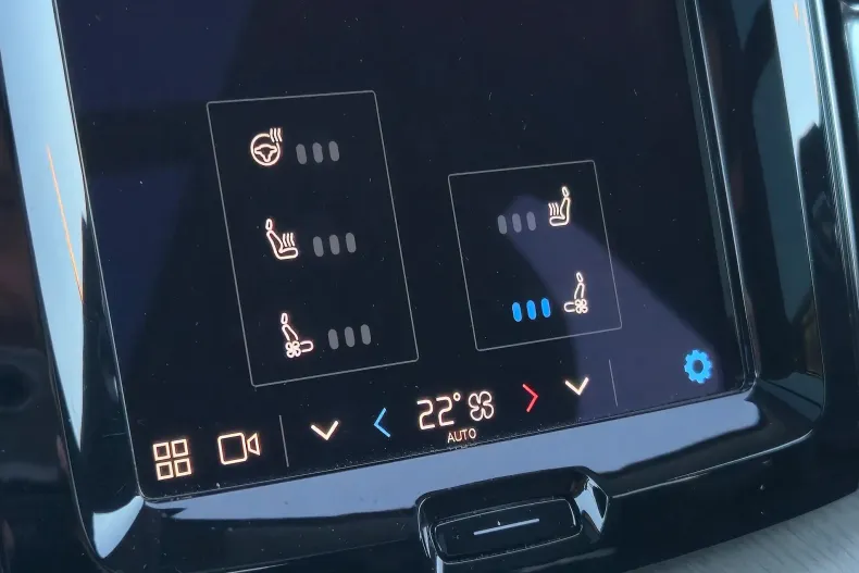 Volvo XC60 din 2021 cu 121.100 km - oferta VOL195330 - foto 15