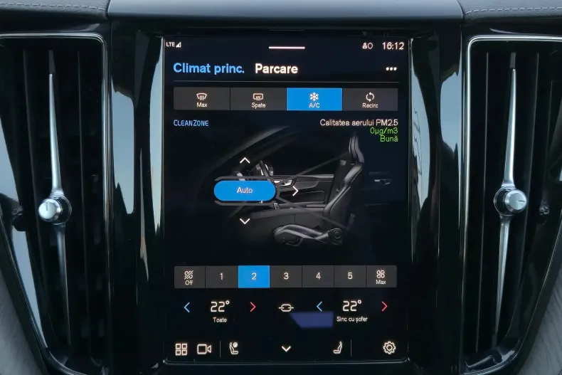 Volvo XC60 din 2021 cu 121.100 km - oferta VOL195330 - foto 16