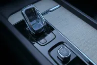 Volvo XC60 din 2021 cu 121.100 km - oferta VOL195330 - foto 22