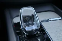 Volvo XC60 din 2021 cu 121.100 km - oferta VOL195330 - foto 23