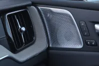 Volvo XC60 din 2021 cu 121.100 km - oferta VOL195330 - foto 24