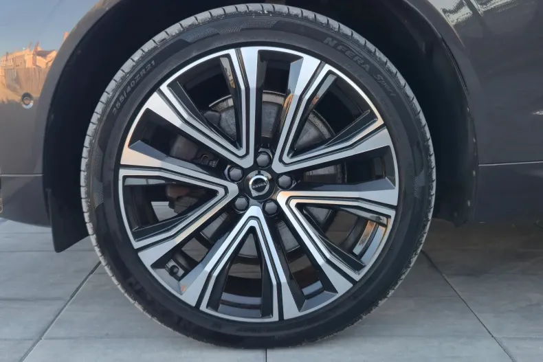 Volvo XC60 din 2021 cu 121.100 km - oferta VOL195330 - foto 39