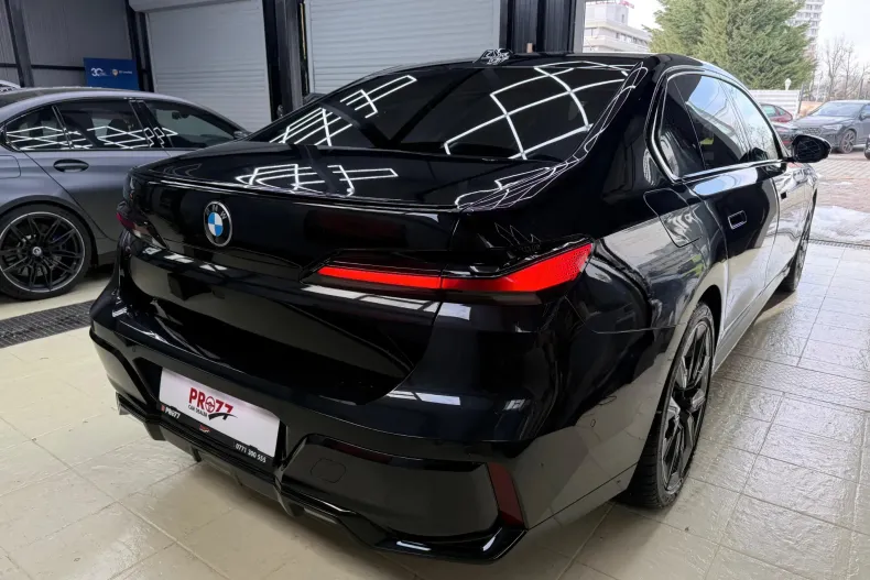 BMW 740d (Seria 7) din 2023 cu 64.322 km - oferta BMW195331 - foto 6